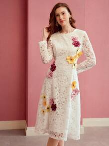 MOTF PREMIUM VESTIDO MIDI DE ENCAJE CON PARCHES FLORALES HECHO A MANO - Blanco - Ver 7
