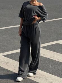 SHEIN EZwear Western Wear Women's Summer Retro Loose Asymmetrical Shoulder T-Shirt & Pants Set