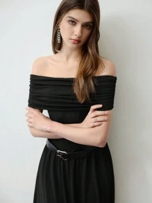 MOTF STUDIO VESTIDO MIDI DE MUJER CON UN HOMBRO DESCUBIERTO Y HEBILLA DE METAL - Negro - Ver 8