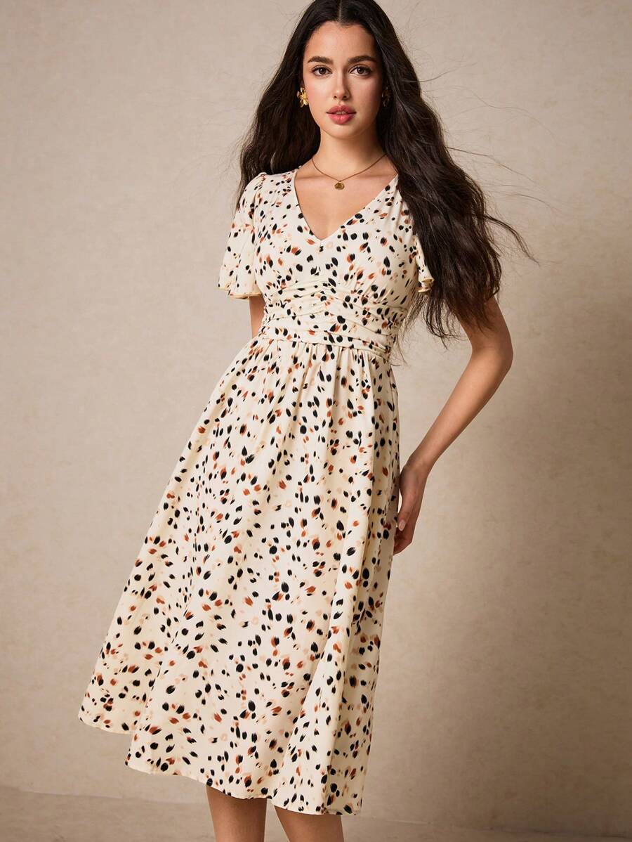 Poéselle 女士夏季度假风格全花卉印花 V 领荷叶边短袖长裙、超长茶歇裙、Cottagecore Bridgerton - 杏色 - 查看 1