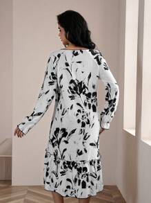 Ruffled Collar Ink Painting Bubble Crinkle Nightgown - Black and White - View 3
