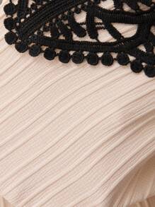 EMERY ROSE Women V-Neck Contrast Splicing Minimalist Casual Top, Daily Wear - Khaki - View 7