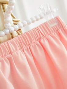 SHEIN Conjunto tejido casual con parches de encaje lindo para niña, color rosa, apropiado para actividades al aire libre, asistir a fiestas - Rosa - Ver 4