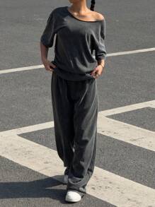 SHEIN EZwear Western Wear Women's Summer Retro Loose Asymmetrical Shoulder T-Shirt & Pants Set