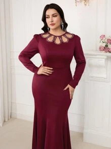 Modelyn Plus Size Elegant Solid Color Hollow Out Rhinestone Decor Fishtail Dress - Burgundy - View 6