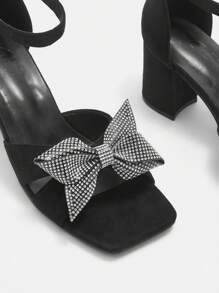 CUCCOO CURVES 大码女式黑色踝带经典时尚舒适高跟凉鞋春季鞋春假复活节