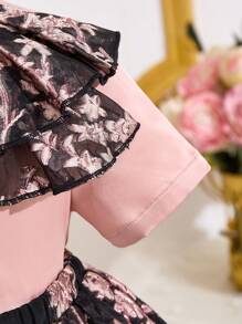 SHEIN Bộ váy xếp nếp thanh lịch in hoa cho bé gái và áo sơ mi tay ngắn, mùa hè - Hồng - Xem 3