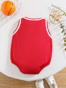 SHEIN Pelele informal deportivo para recién nacido unisex, con gráfico de letra cute