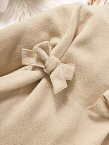 SHEIN Vestido corto informal para bebés con mangas largas, diseño de moño y color liso