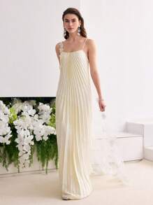 MOTF Soiréza VÁY MAXI CHÍNH THỨC REN XẾP NẾP CHO NỮ - Màu be - Xem 4