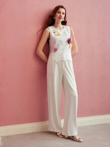 MOTF PREMIUM FLORAL EMBROIDERY SLEEVELESS BLOUSE,SPRING/SUMMER - White - View 5