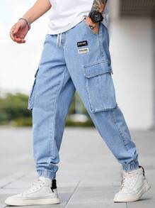 Manfinity Homme Loose Fit Men's Letter Patch Flap Pocket Cargo Jeans - Light Wash - View 1