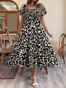 SHEIN Clasi 大码时尚豹纹连衣裙，修身度假风休闲长裙，优雅荷叶边短袖收腰中长裙法式度假连衣裙，夏季新款收腰长款碎花泡泡袖连衣裙法式复古小众豹纹方领短袖高腰修身中长裙，夏季新款法式知性碎花方领泡泡袖连衣裙，2025新款高腰修身显瘦优雅连衣裙 - 黑色 - 查看 5