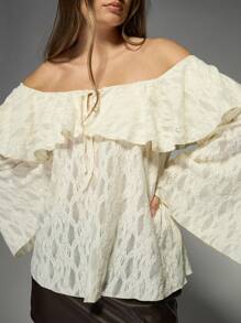 MISSGUIDED Spitzen-Bardot-Oberteil mit Off-Shoulder Ausschnitt und Glockenärmeln, zweischichtiges Rüschendesign, perfekt für Boho-Hochzeitsgäste, Strandurlaub, Sommerfestival
