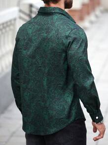 Manfinity LEGND Plus Size Men's Front Button Long Sleeve Shirt, Simple Casual Shirt, Dark Green Men Shirt