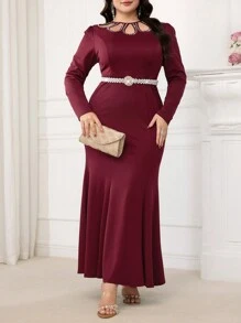 Modelyn Plus Size Elegant Solid Color Hollow Out Rhinestone Decor Fishtail Dress - Burgundy - View 4