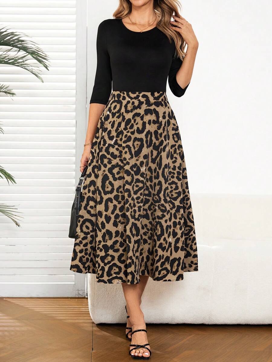 EMERY ROSE 2pcs/Set Women Solid Color Round Neck 3/4 Sleeve T-Shirt & Leopard Print Mini Skirt - Multicolor - View 1