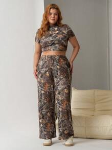 SHEIN EZwear 2 件套大码立领印花短袖上衣和长裤休闲装夏季