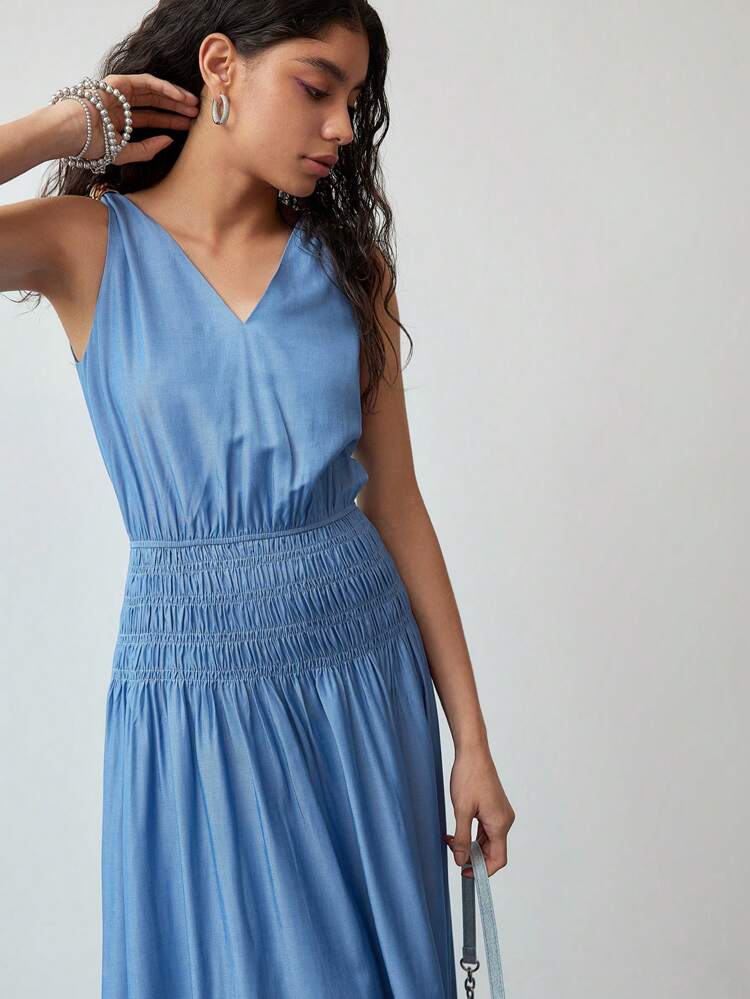 MOTF STUDIO SHIRRED WAIST SLEEVELESS DRESS