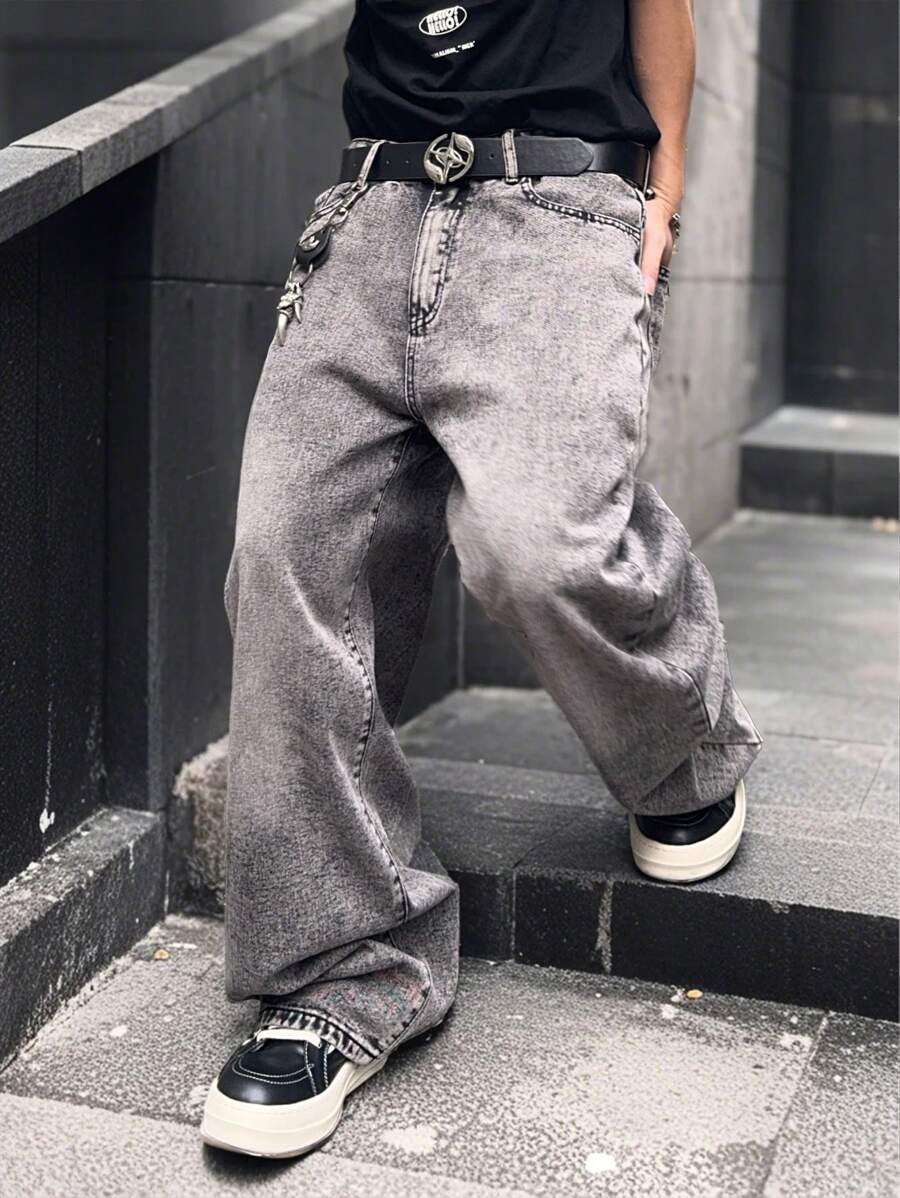 Manfinity Hypemode Loose Fit Men's Dark Wash Slant Pocket Jeans - Grey - View 1