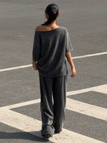 SHEIN EZwear Western Wear Women's Summer Retro Loose Asymmetrical Shoulder T-Shirt & Pants Set
