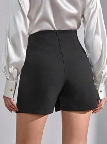RueChic Damesrok met knopen en details van massief goud