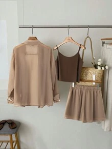 EMERY ROSE Bộ đồ 3 món thường ngày thanh lịch cỡ lớn dành cho nữ: Áo chống nắng nhẹ màu trơn dệt kim, áo ba lỗ dệt kim và quần short rộng đục, mùa xuân/hè - màu nâu - Xem 2