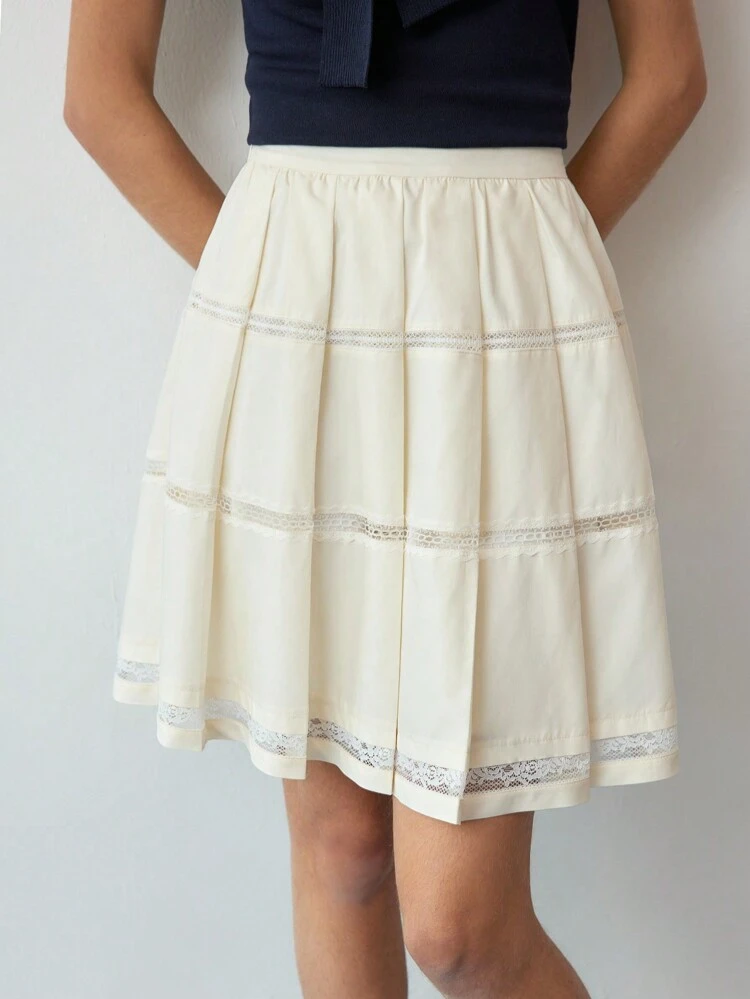 MOTF STUDIO CONTRAST LACE PLEATED SKIRT