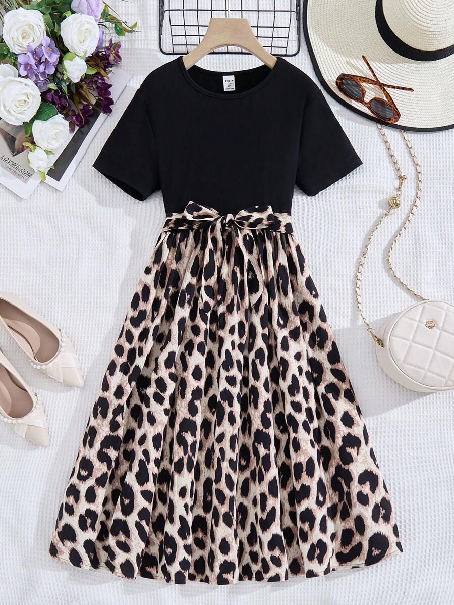 SHEIN Vestido de primavera e verão para meninas adolescentes/retro elegante/preto de malha com decote redondo e mangas curtas/com estampa de leopardo, bainha/cintura - Multicolorido - Ver 1