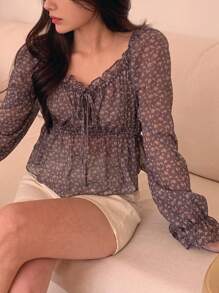 DAZY Women's Ditsy Floral Ruffle Hem Fashionable Short Long Sleeve Blouse Vacation Outfits Women - Black - View 3