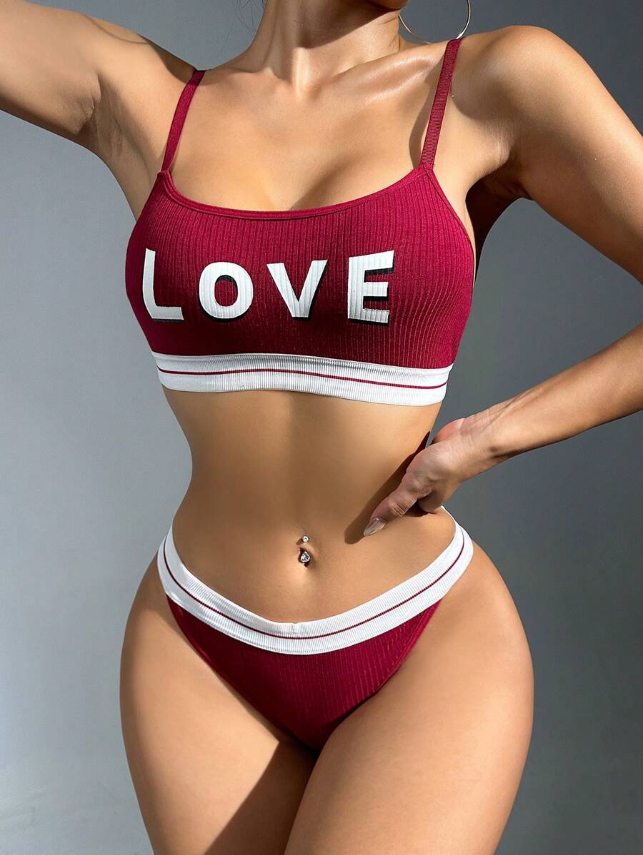 2pcs/Set Valentine's Day Women Love Letter Print Camisole & Briefs Set - Burgundy - View 1