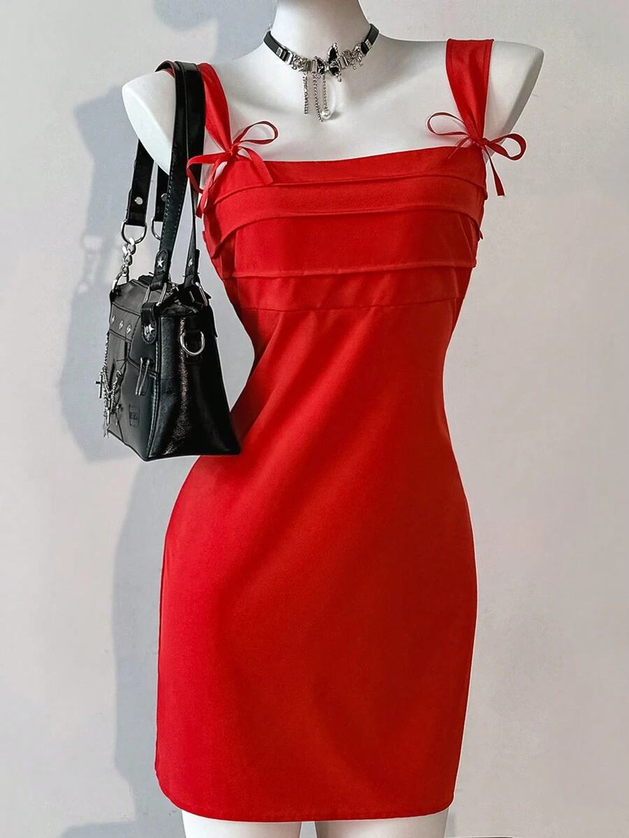 Damska sukienka mini z falbankami, elegancka letnia romantyczna czerwona sukienka walentynkowa, kokardkowa ozdobna damska sukienka letnia, sukienka na zakończenie szkoły, strój na karnawałową imprezę, odzież noworoczna