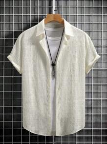 Manfinity Homme 男士单排扣提花休闲短袖衬衫 男士沙滩衬衫 男士沙滩衬衫 男士夏季衬衫 男士夏季衬衫 - 米色 - 查看 4