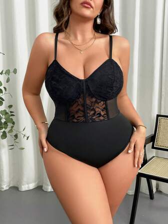 SHEIN Privé Plus Size Lace Patchwork Spaghetti Strap Camisole Bodysuit With Fishbone Decor
