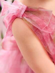 SHEIN 年輕女孩們印花肩部蝴蝶結網紗覆蓋派對禮服