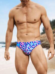 Manfinity Swimmode Men's Leopard Print Casual Triangle Swim Trunks,Hawaiian