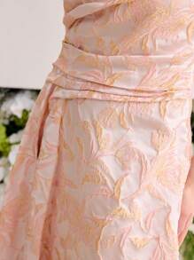 MOTF Soiréza 女士提花褶饰 A 字形抹胸鸡尾酒会连衣裙 - 珊瑚粉 - 查看 2