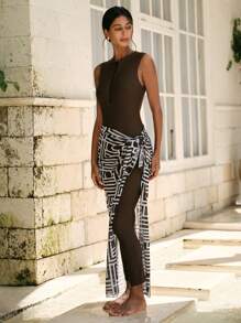 SHEIN Swim Mulvari Đồ bơi một mảnh cổ chữ V có khóa kéo thoải mái cho nữ - màu nâu - Xem 6