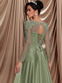 Glamrae Đầm dạ hội dài tay màu kem sang trọng, thanh lịch với chất liệu lưới, điểm xuyết ren, pha lê và ngọc trai giả, đuôi váy satin xếp ly kiểu nàng tiên cá, thích hợp cho đám cưới, tiệc tùng, kỳ nghỉ, váy cưới, cô dâu, ngày Valentine. - màu xanh lá - Xem 5