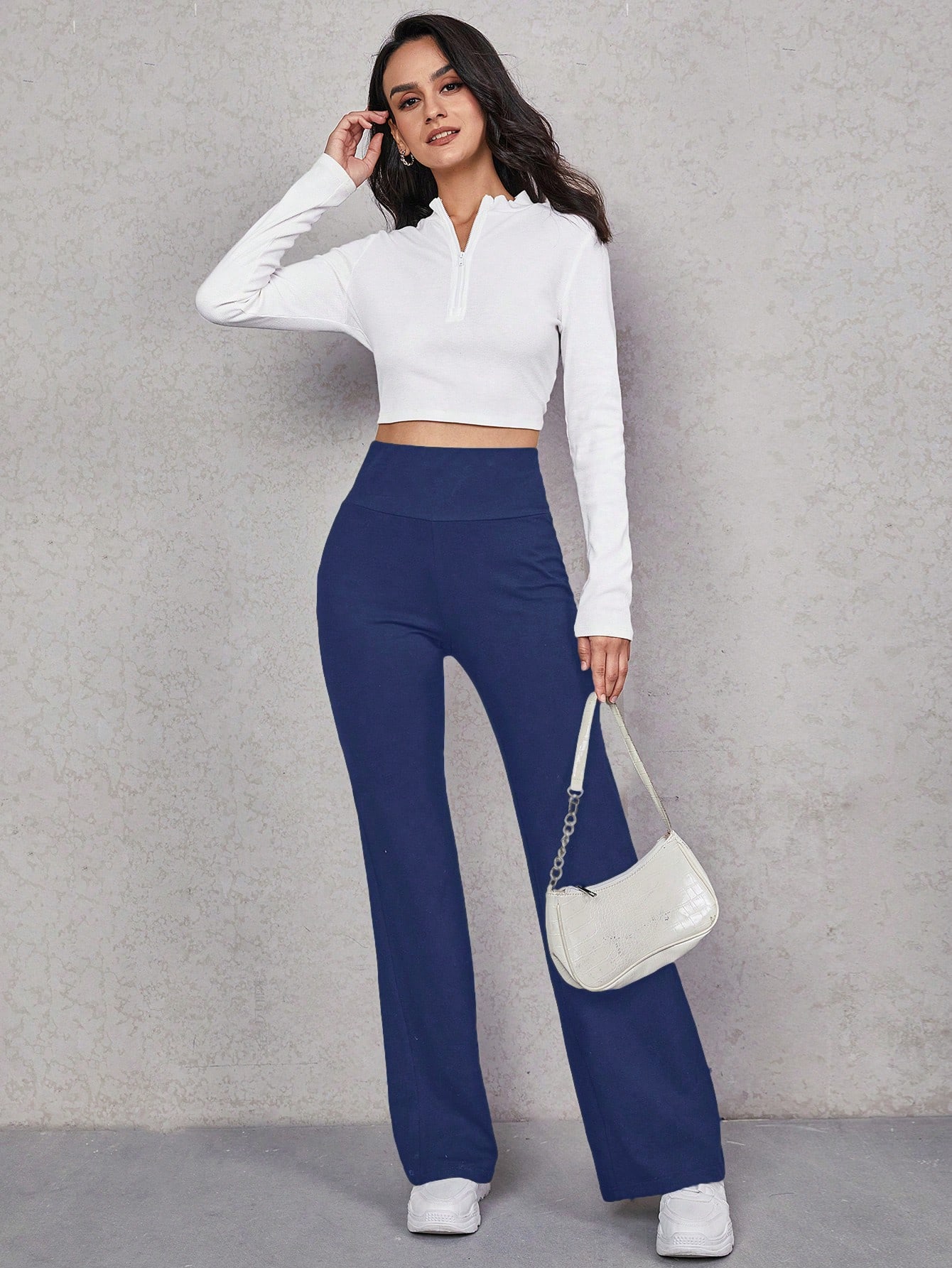 SHEIN EZwear بنطلون رياضي طويل بساق واسعة وخصر عري...