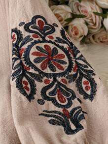 EMERY ROSE Plus Size Embroidered V-Neck Mid-Calf Length Casual Everyday Dress, Spring/Summer - Apricot - View 5