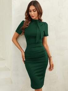 SHEIN Clasi 女士纯色立领短袖修身休闲中长连衣裙 - 墨綠色 - 查看 4