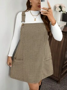 SHEIN LUNE 大码秋冬圣诞女装可调节肩带休闲工装裤带口袋秋装裙子带口袋新年女装节日装节日派对连衣裙加大码