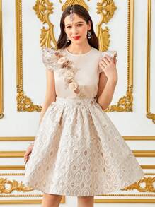 SHEIN Aplicație florală elegantă, mânecă cu decor din dantelă aurie, cămașă cu gât rotund și set de fuste din satin jacquard cu tiv pliat, auriu șampanie