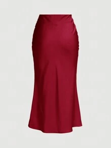 SHEIN Privé 女式纯色褶皱鱼尾缎面半身裙 - 酒紅色 - 查看 2
