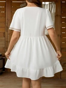 SHEIN LUNE Vestido casual de verano de talla grande con estampado floral y cuello en V de manga corta, apto para vacaciones y uso diario - Multicolor - Ver 2