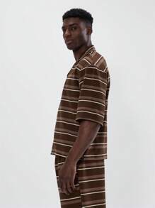 Musero 撞色条纹短袖翻领纽扣两件套运动服套装（仅上衣）春夏必备 - 彩色 - 查看 2