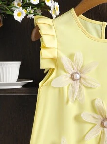 SHEIN 1 pieza Vestido de moda lindo con volantes en estilo floral 3D de color amarillo para niñas preadolescentes, primavera/verano - Albaricoque - Ver 3