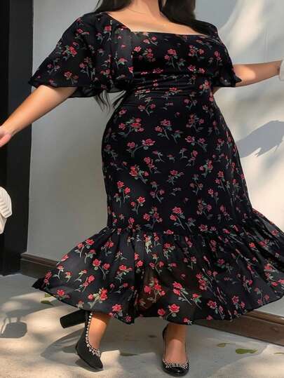Dazy Plus Plus Size All Over Floral Print Square Neck Flare Sleeve Fitted Dress, Spring/Summer Sundress Vacation Outfits Women