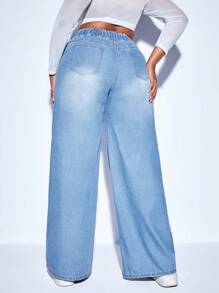 SHEIN PETITE CURVE Plus Size Casual Loose Straight Leg Blue Jeans - Light Wash - View 2